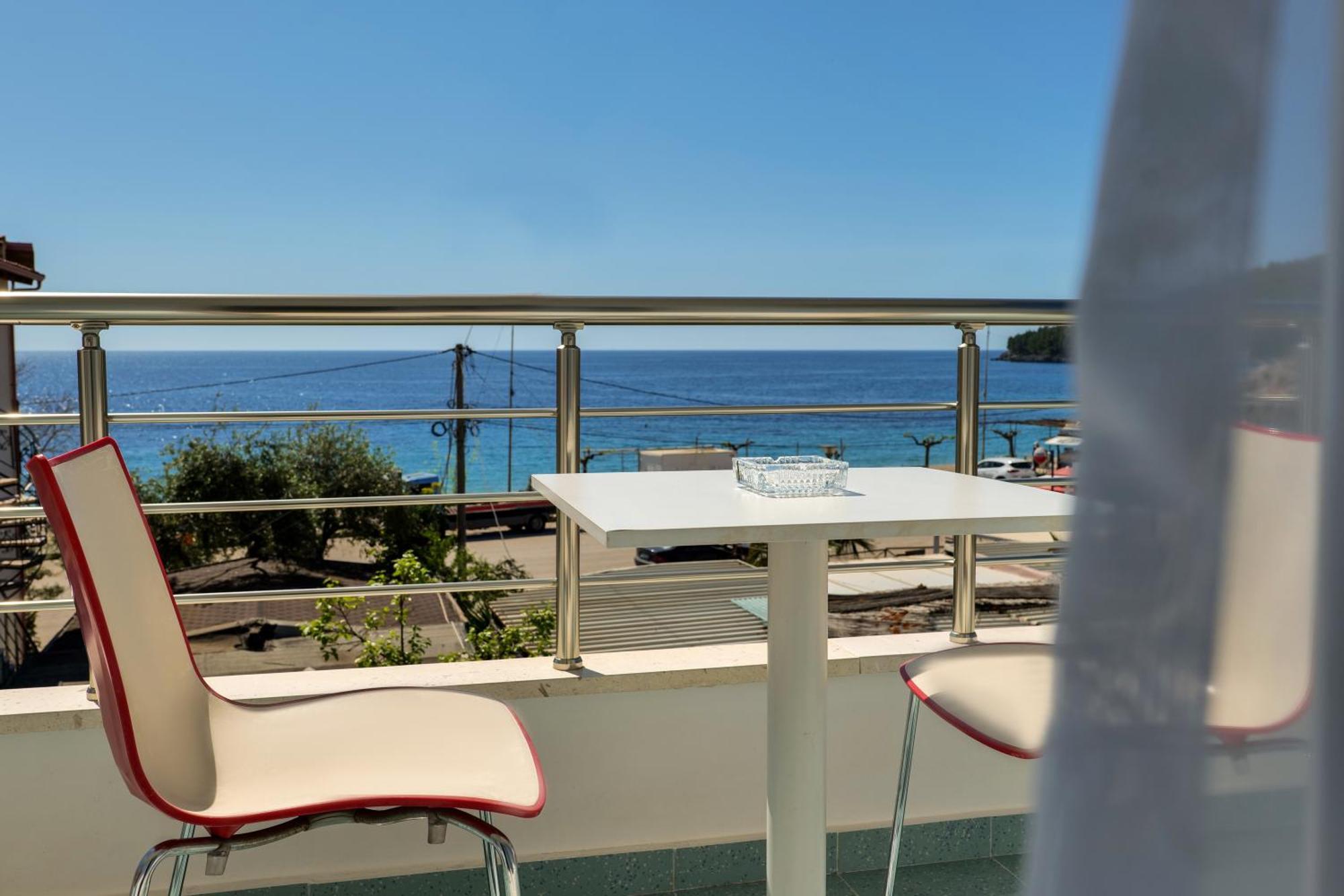 Hotel Billy Himarë Dış mekan fotoğraf